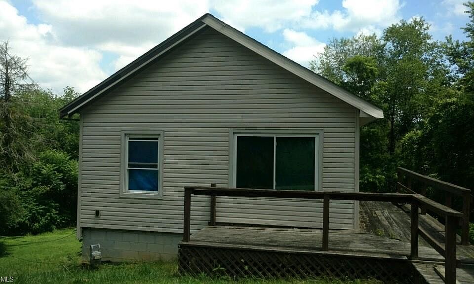 2nd image of 1404 Dorothy St