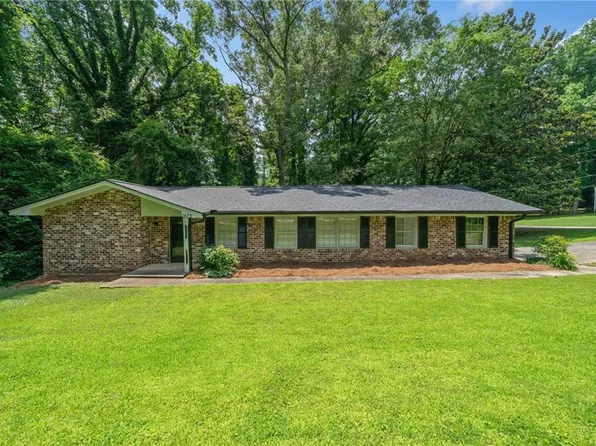 2173 Tanglewood Trl NE, Conyers, GA 30013