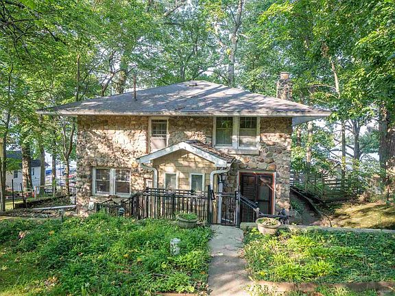 Welcome to 6835 N Kalorama Rd