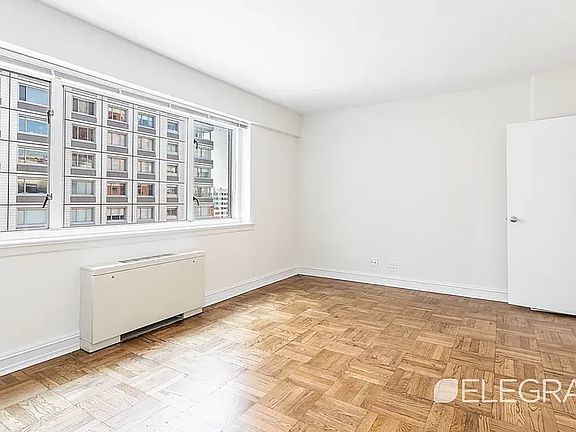 4th image of 200 E 71st St APT 5K