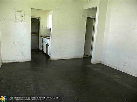 4th image of 2317 NW 13th Ct