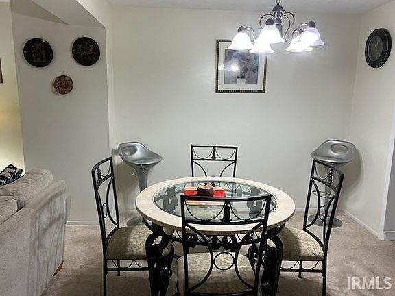3rd image of 2500 Topsfield Rd APT 202