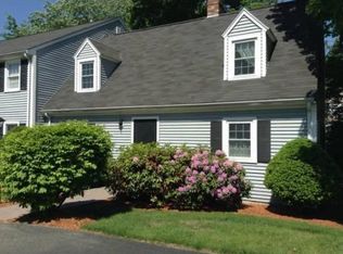 2 Casey Cir, Waltham, MA 02451