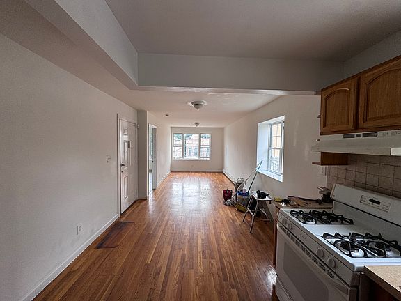 2nd image of 713 E 219th St #3A