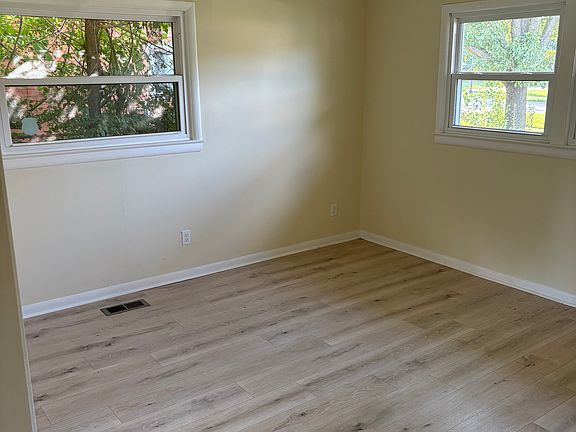 5th image of 3121 Dell Brooke Ave