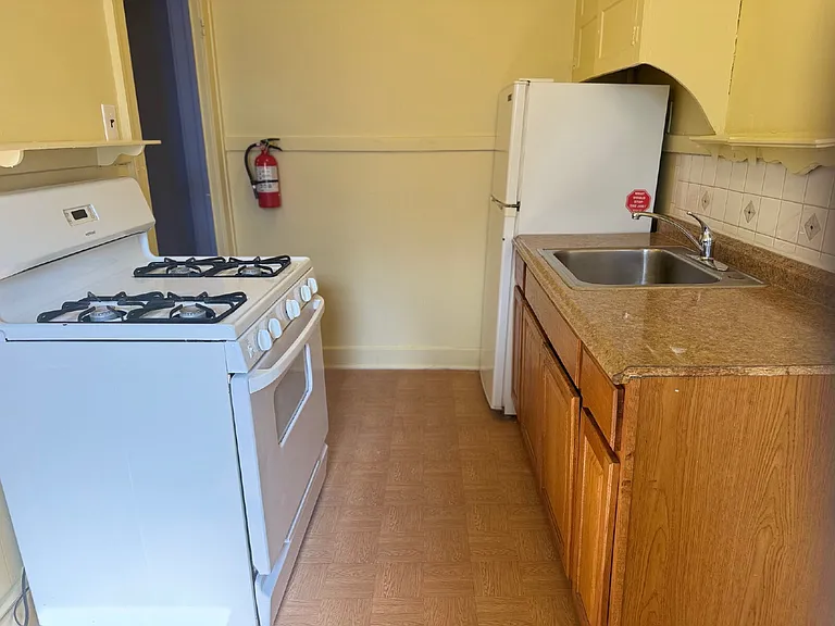 11 Linden St #103 — Photo 12