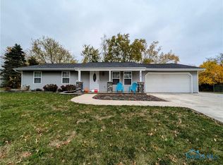 215 Ohio Dr, Bryan, OH 43506