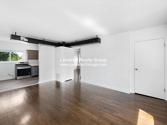 3rd image of 1610 W Jarvis Ave APT 2C