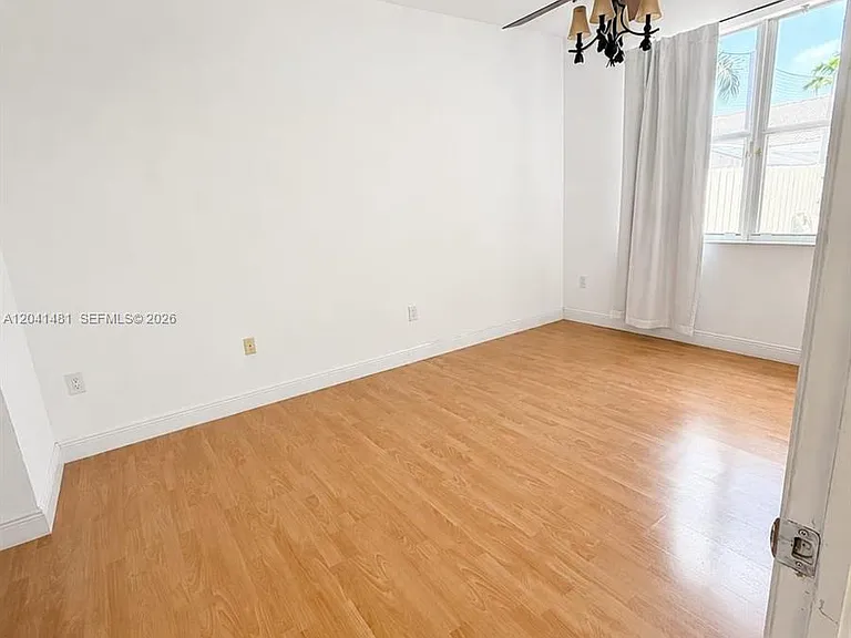 23751 SW 110th Ave — Photo 12