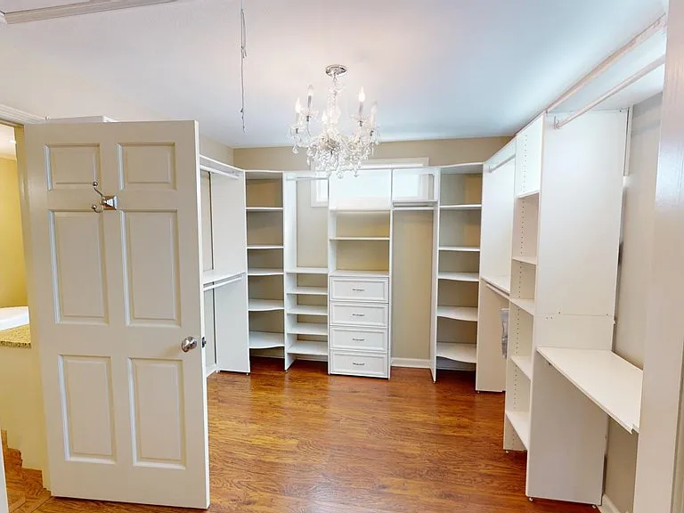 311 Junius St — Photo 20