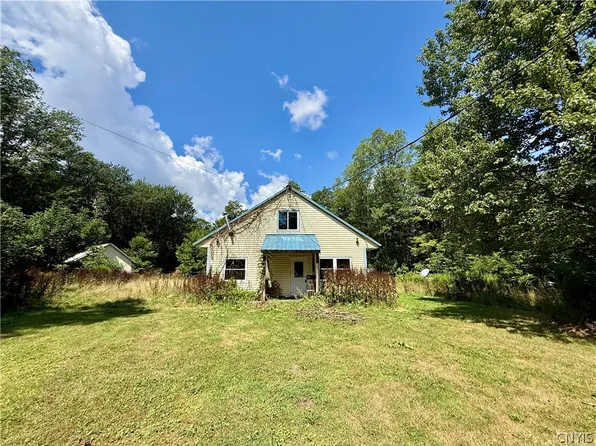 10587 Rowell Rd, Camden, NY 13316