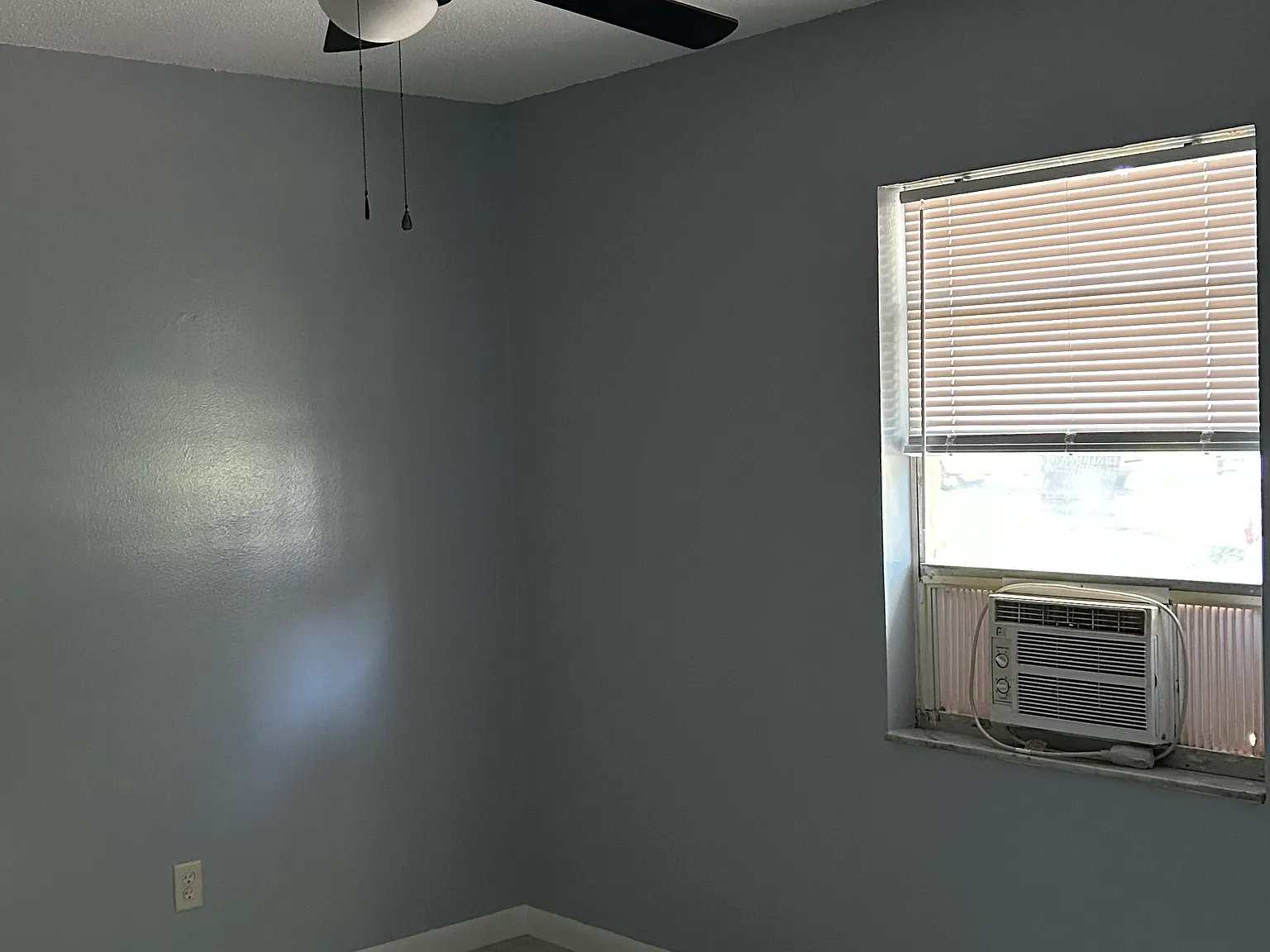 2 bed, 860 sqft, $1,300 — Photo 4