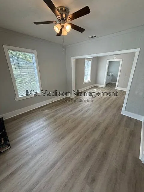 2 bed, 1.0 bath, 948 sqft, $1,495 — Photo 3