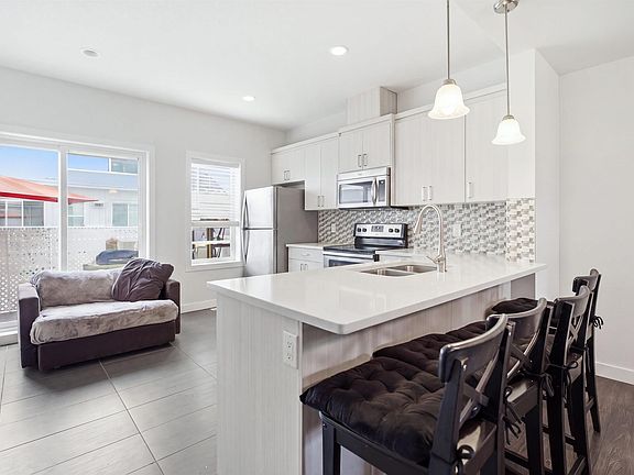 4th image of 723 172nd St SW #22