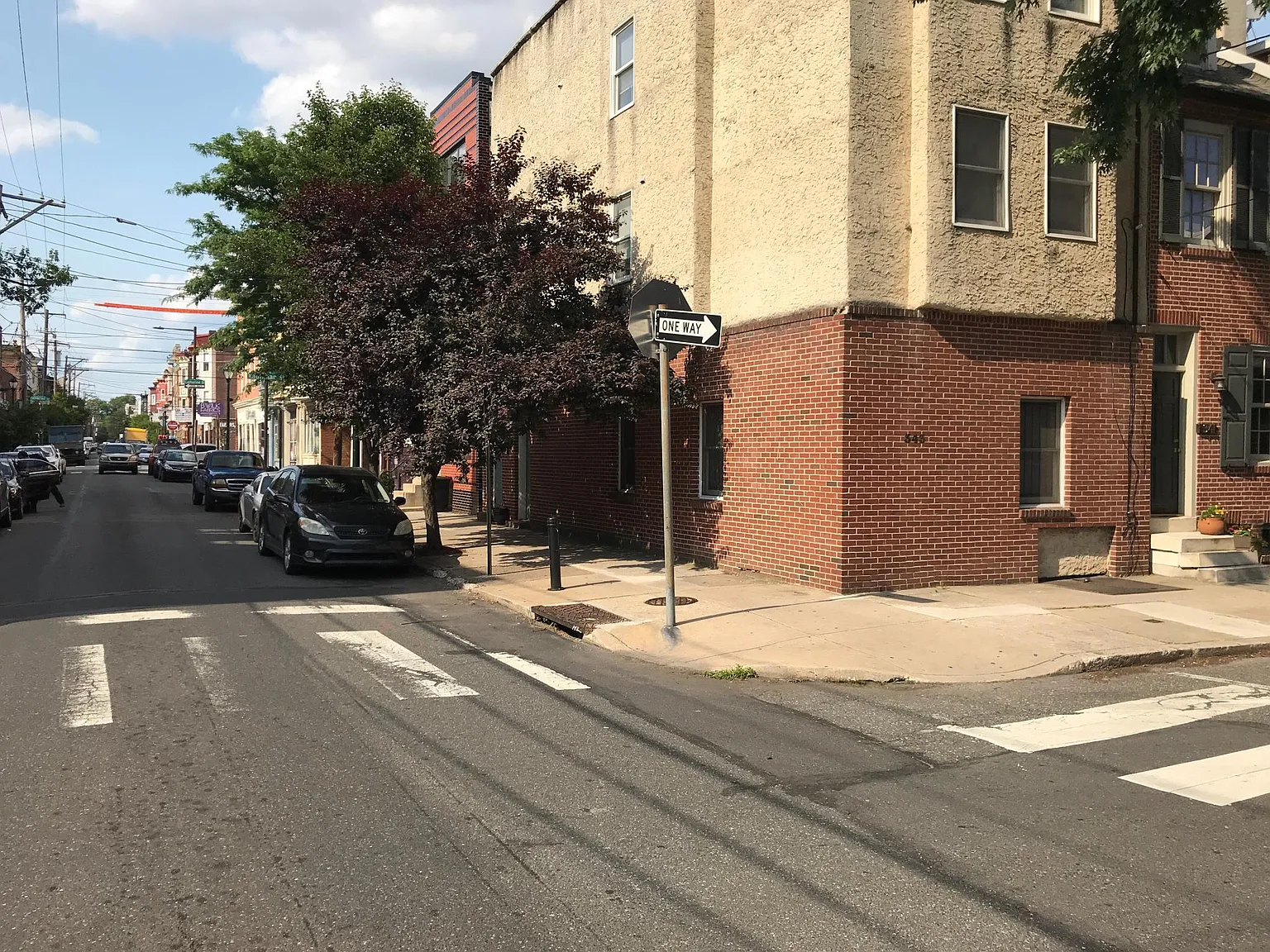 343 Queen St — Photo 2
