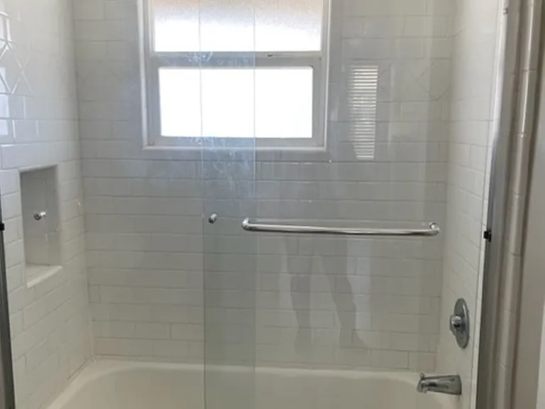 3408-3416 Chester Ln — Photo 3