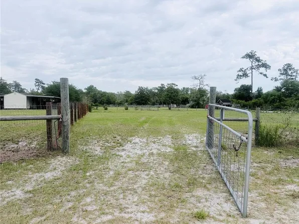 153 Southwest Ln, Dunnellon, FL 34432
