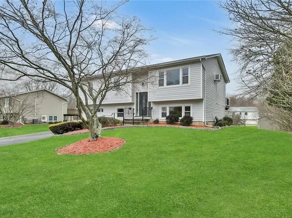 4 Sedge Road, Valley Cottage, NY 10989