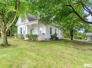 882 W Barber Rd, Cantrall, IL 62625