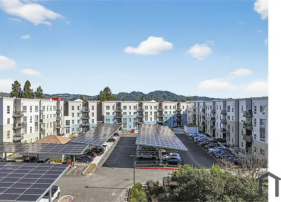 3 bed, $2,721 — Photo 2