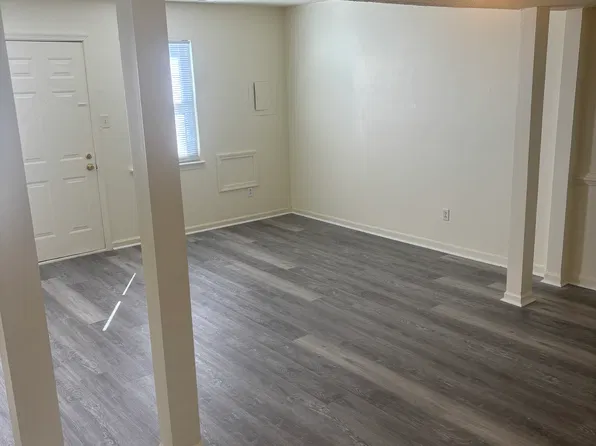 1400 Wendfield Dr APT 102, Virginia Beach, VA 23453