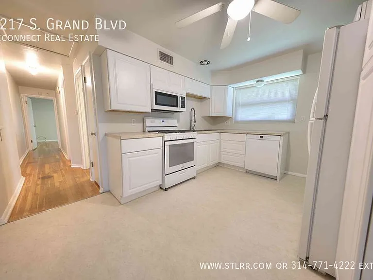 5217 S Grand Blvd — Photo 5