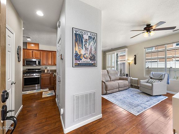 4th image of 1813 Stetson Dr