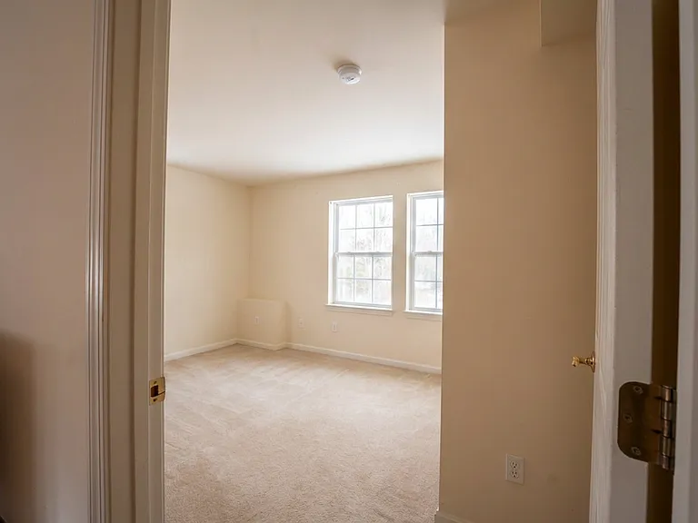 181 Lower Main St — Photo 11
