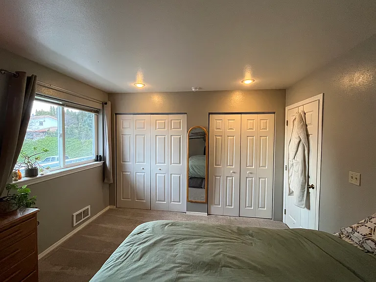 2035 Lakeshore Dr — Photo 11