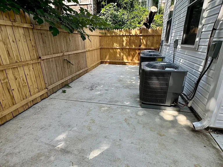 4224 Brown St — Photo 15