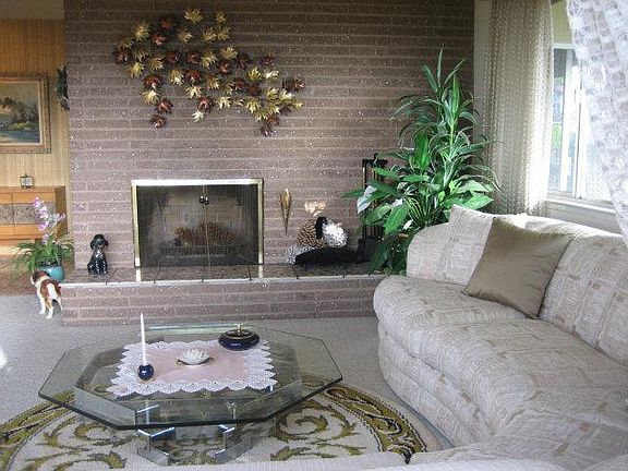 3rd image of 1655 Canyon View Dr