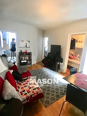 Rented by Mason Group LLC | media 16
