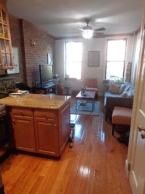Rented by Blana LLC | media 17