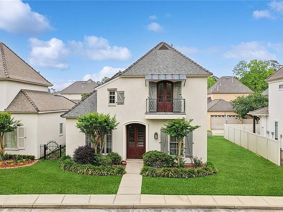 3rd image of 1210 Magnolia Aly