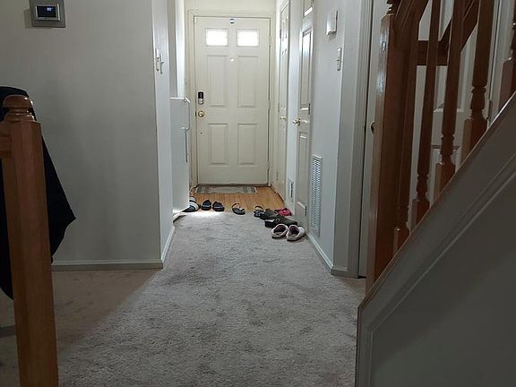 2nd image of 219 Sycamore Ridge Rd