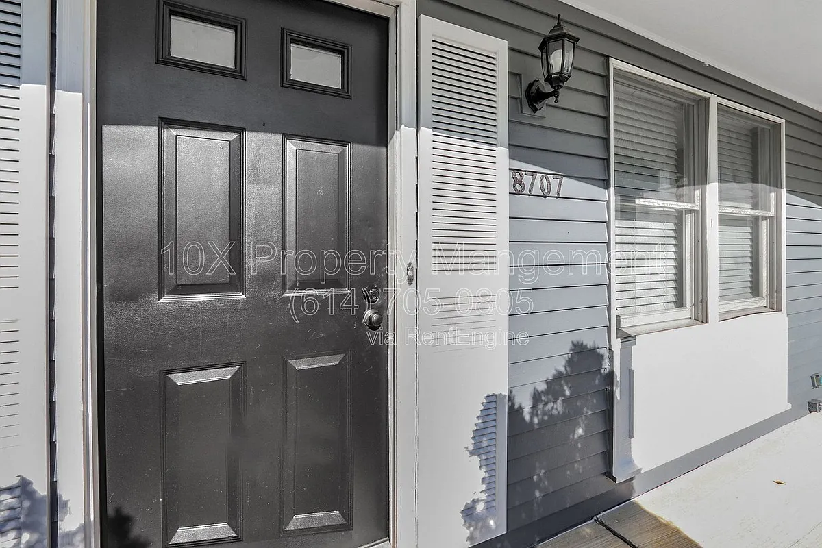 Building Photo - 8707 Glencanyon Dr
