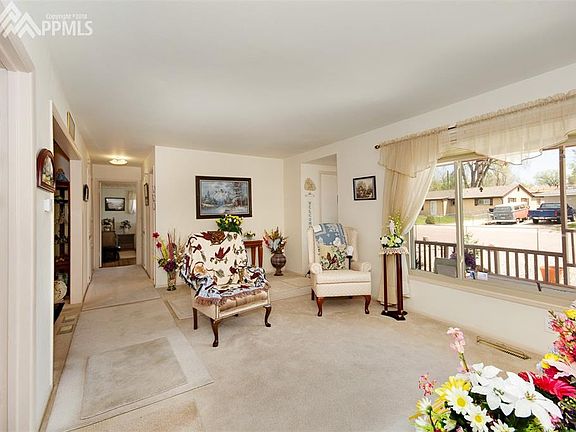 Living Room Bathed In Natural Light