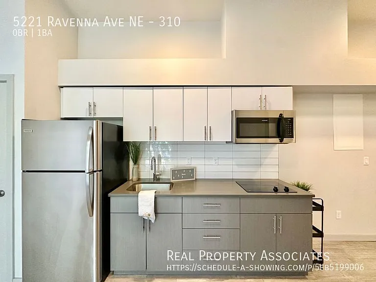 5221 Ravenna Ave NE — Photo 14