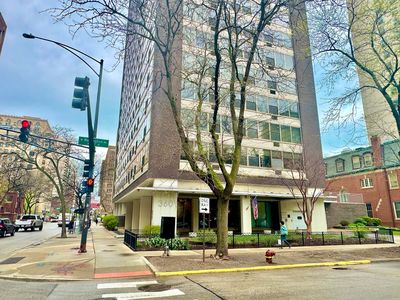 360 W Wellington Ave APT 15D, Chicago, IL, 60657