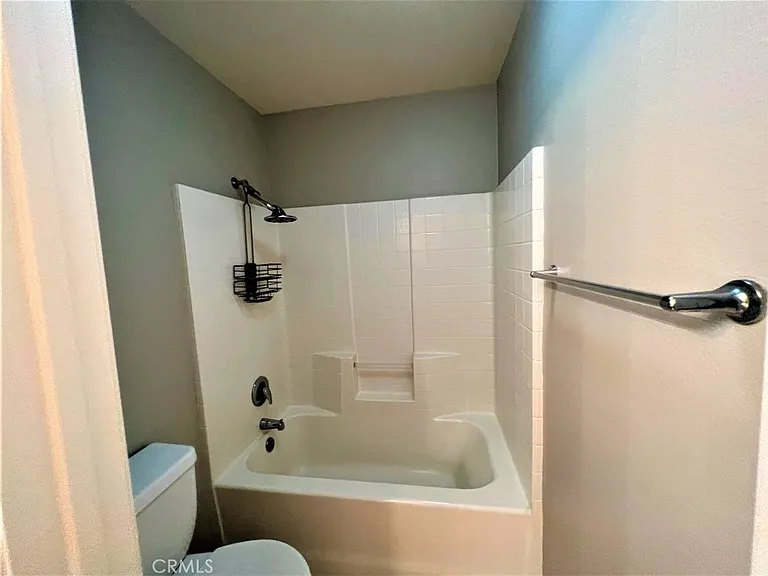 31142 Sunningdale Dr — Photo 15