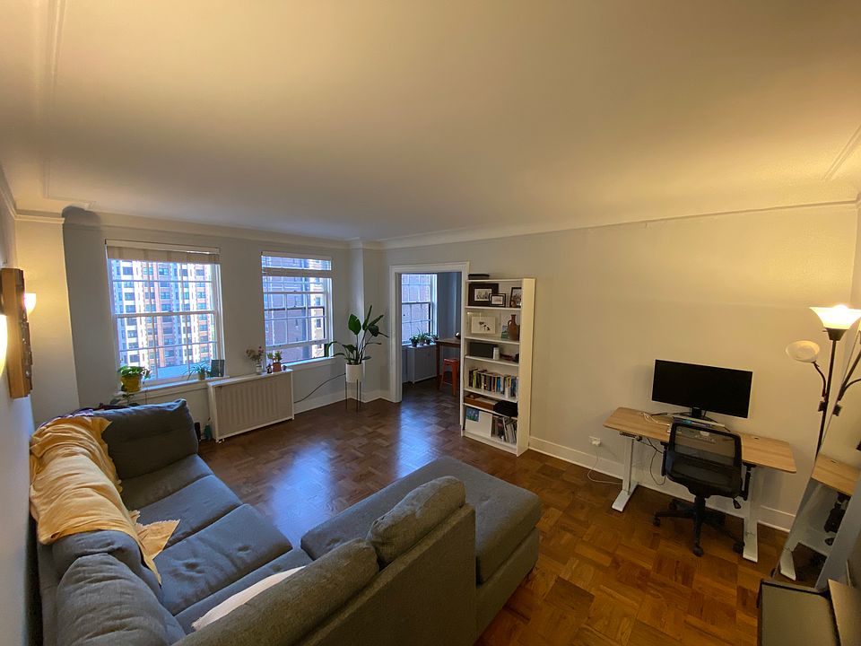 1st image of 3270 N Lake Shore Dr APT 13C