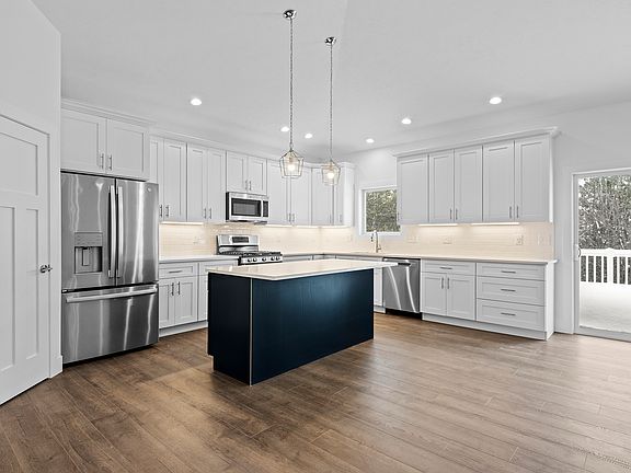 7th image of this home