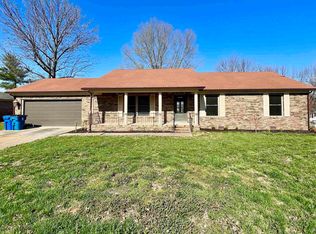 160 Hillington Dr, Paducah, KY 42001