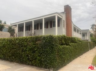 402 S Canon Dr #A, Beverly Hills, CA 90212