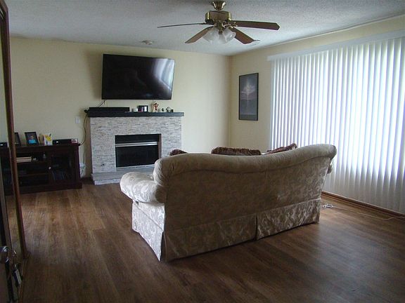 5th image of 995 Kane St #995