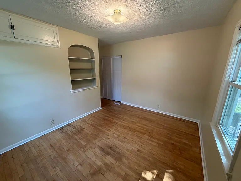 4904 53rd St E — Photo 13
