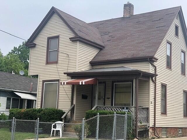 1st image of 1207 Lasalle St