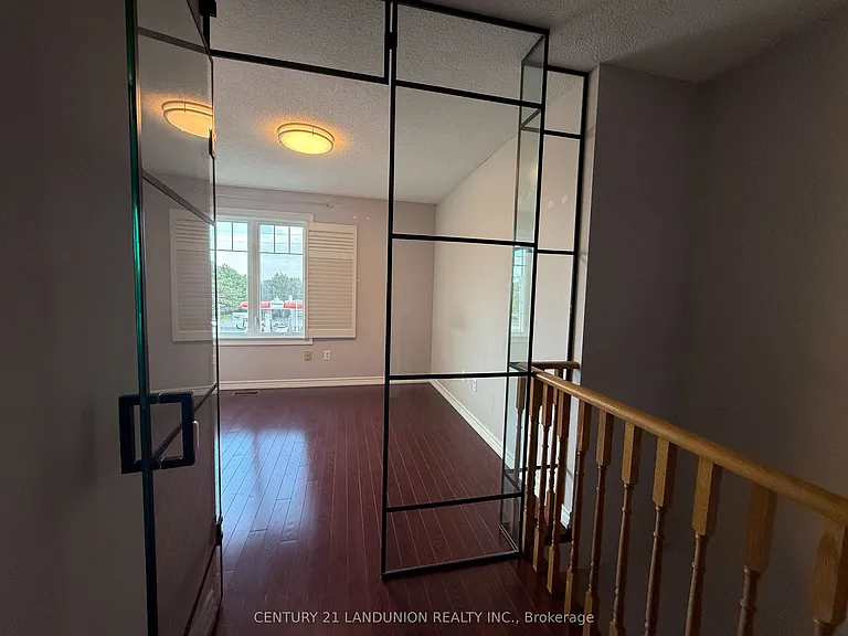 9544 Sheppard Ave E — Photo 13