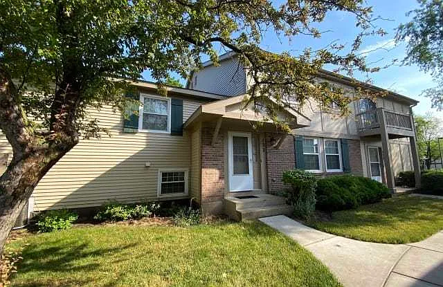 132 Brookwood Ct — Photo 15