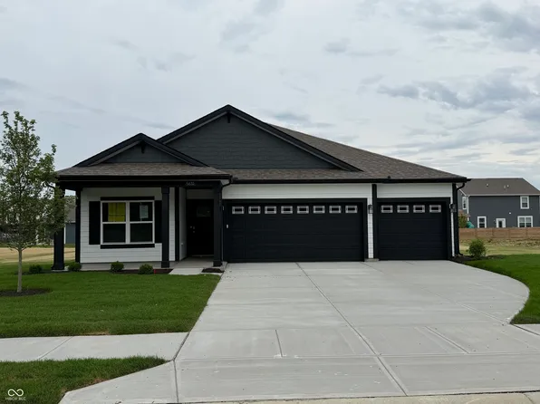 5631 Bluewing Creek Ln, Clayton, IN 46118